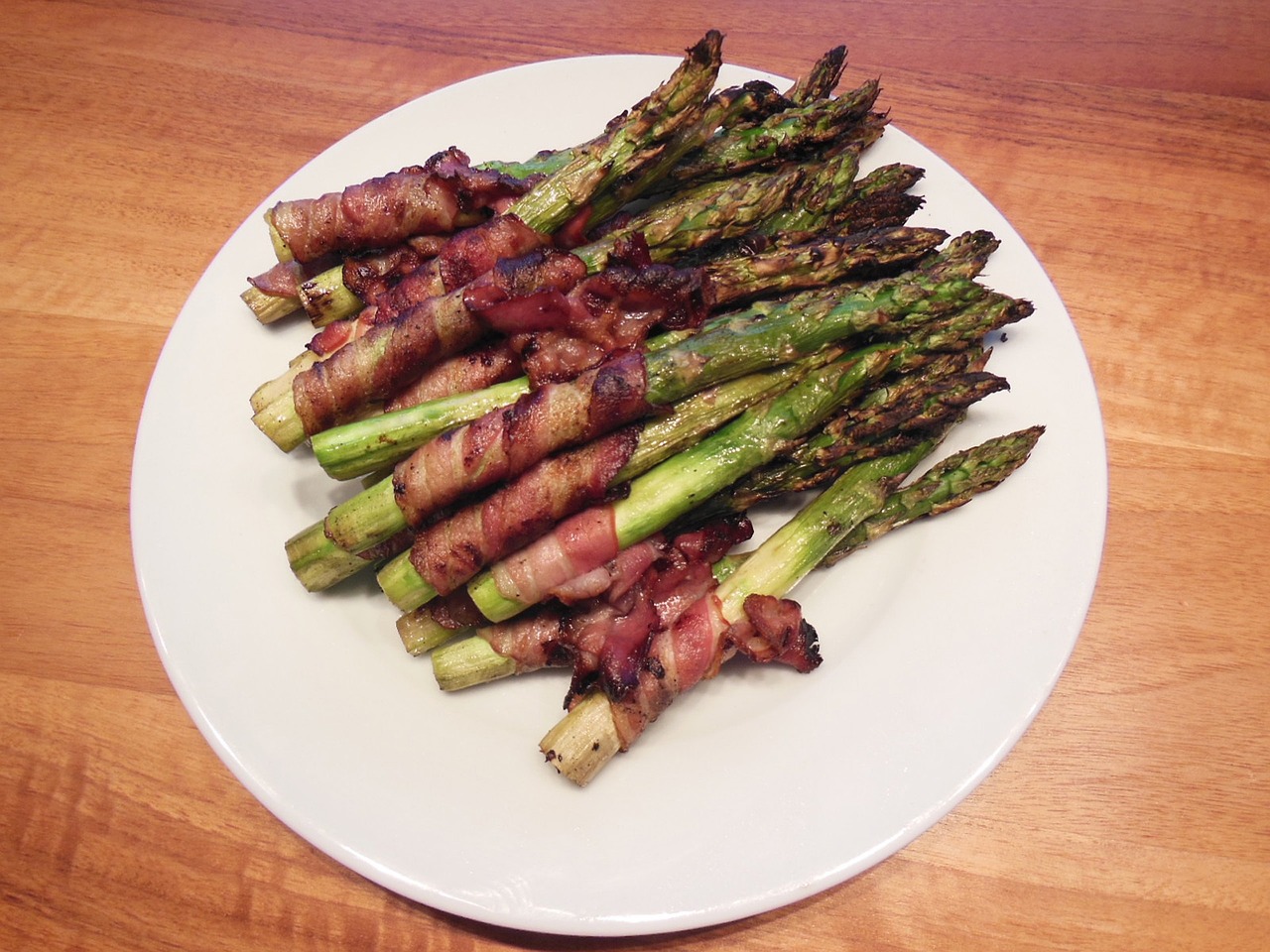 savor-the-southwest-grill-asparagus-bacon