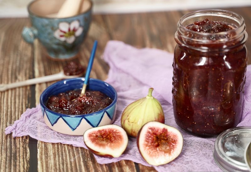 fresh figs made into jam ready to eat