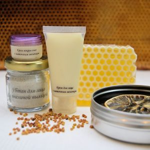 honey in beauty products on savor the southwest