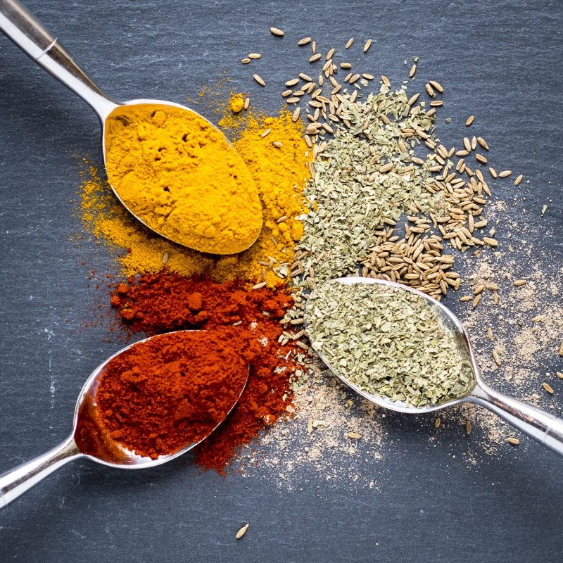 herbs and spices to use to make herbal blends