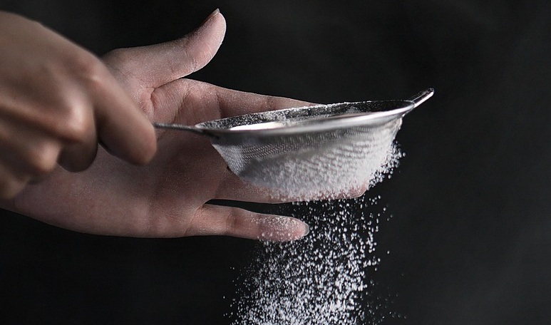 sprinkle sugar to cover your loaf and look pretty