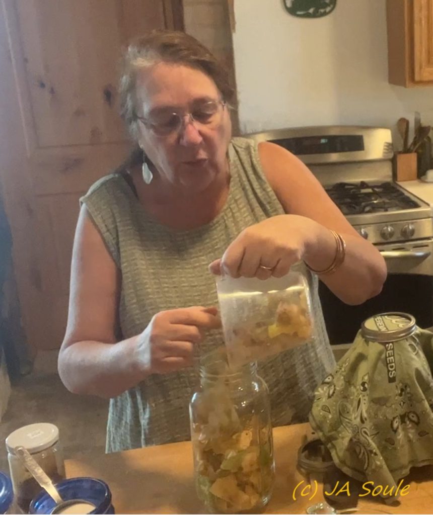 savor-the-southwest-vinegar-making